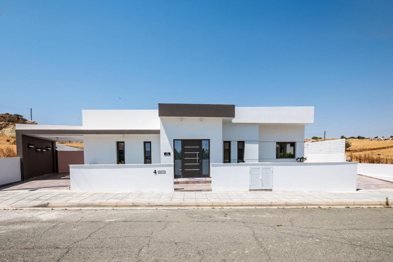 Rooms At Villa Amour Cyprus โวโรคลินิ ภายนอก รูปภาพ
